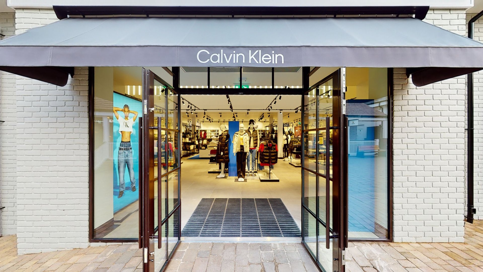 Calvin Klein - Braintree