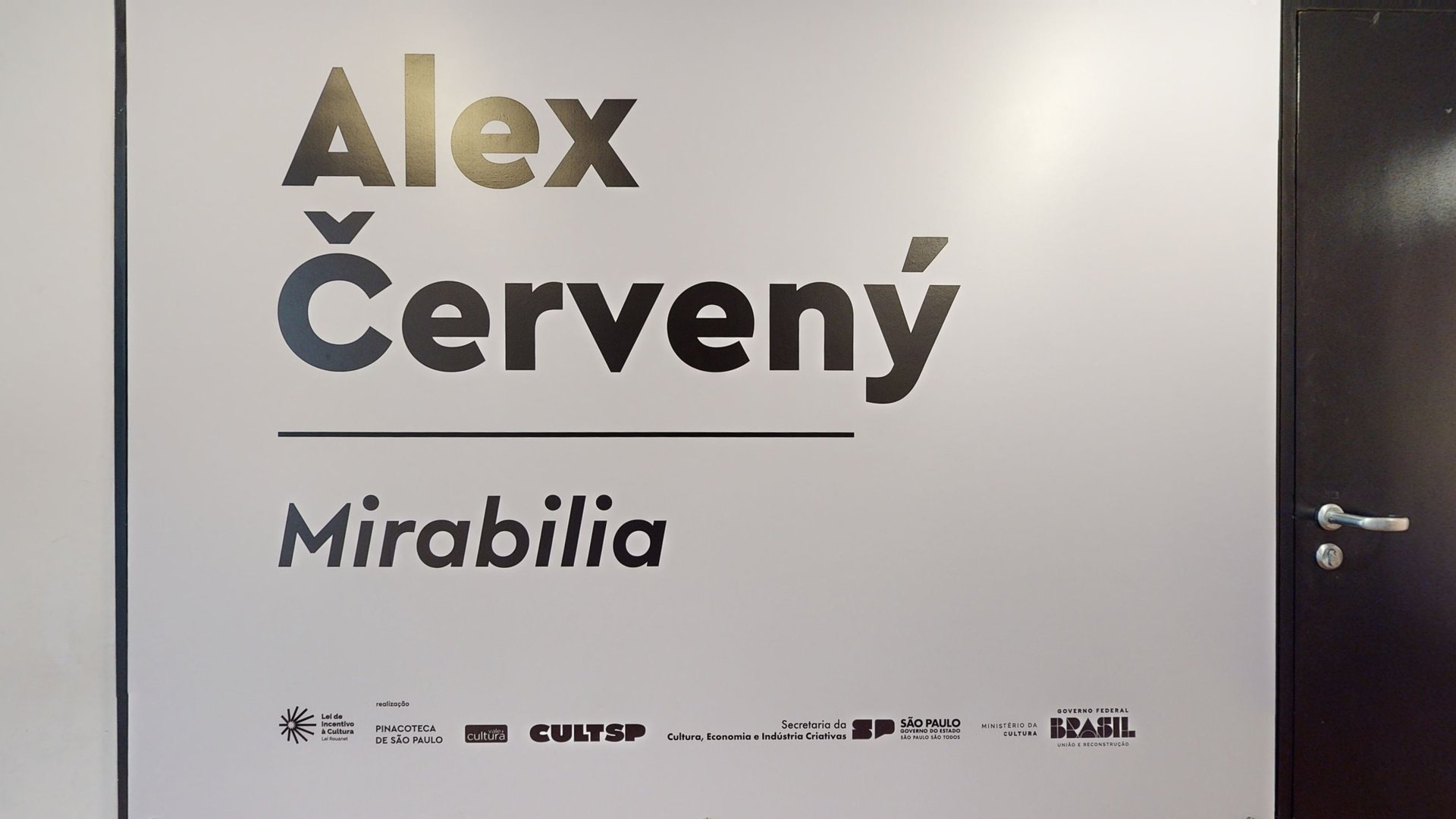 Alex Červený: Mirabilia - Pina Estação - Tour Virtual